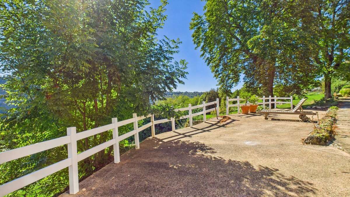 Maison à SEVERAC-LE-CHATEAU