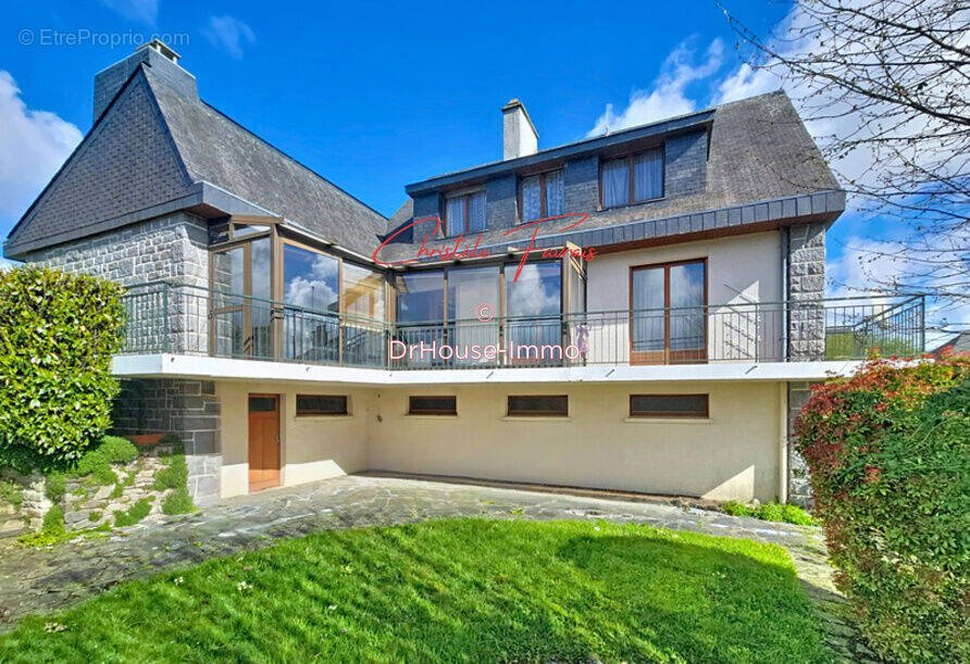 Maison à LECOUSSE