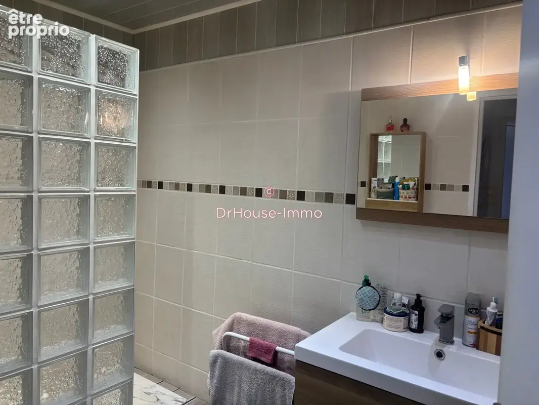 Appartement 4 pièces 78 m² à vendre à Fos-Sur-Mer (13270) - photo 7