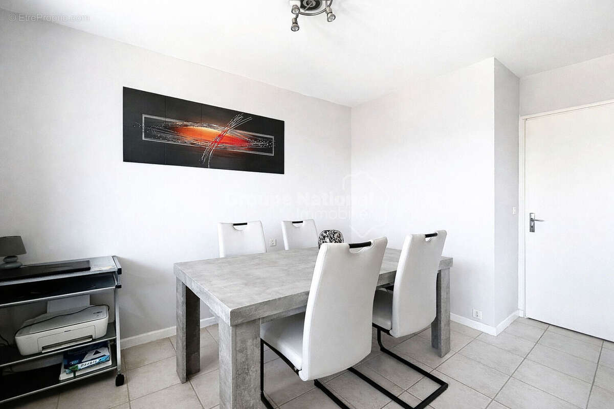 Appartement à MONTELIMAR