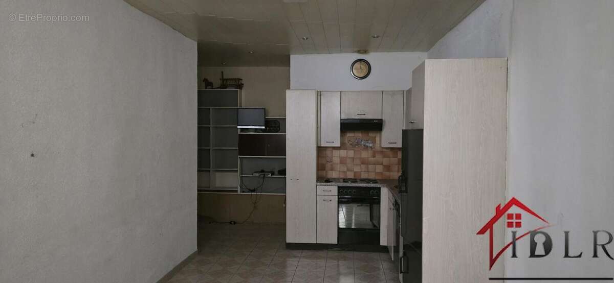 SALINS LES BAINS, Centre-Ville . Immeuble de rapport  289 m2 - photo 14