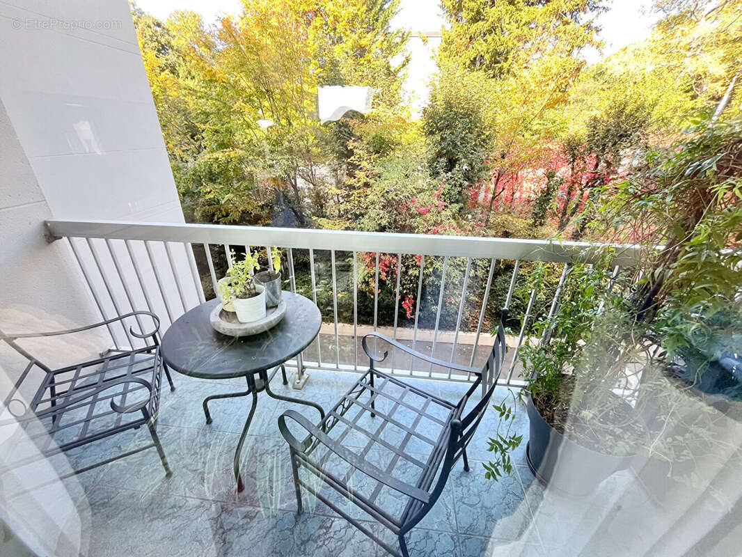 Appartement à SAINT-CYR-SUR-LOIRE