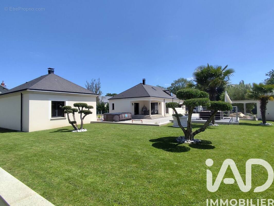 Photo 1 - Maison à CHAINGY