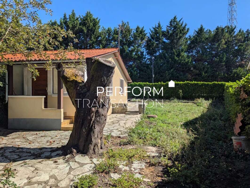 Maison à LE PONT-DE-CLAIX