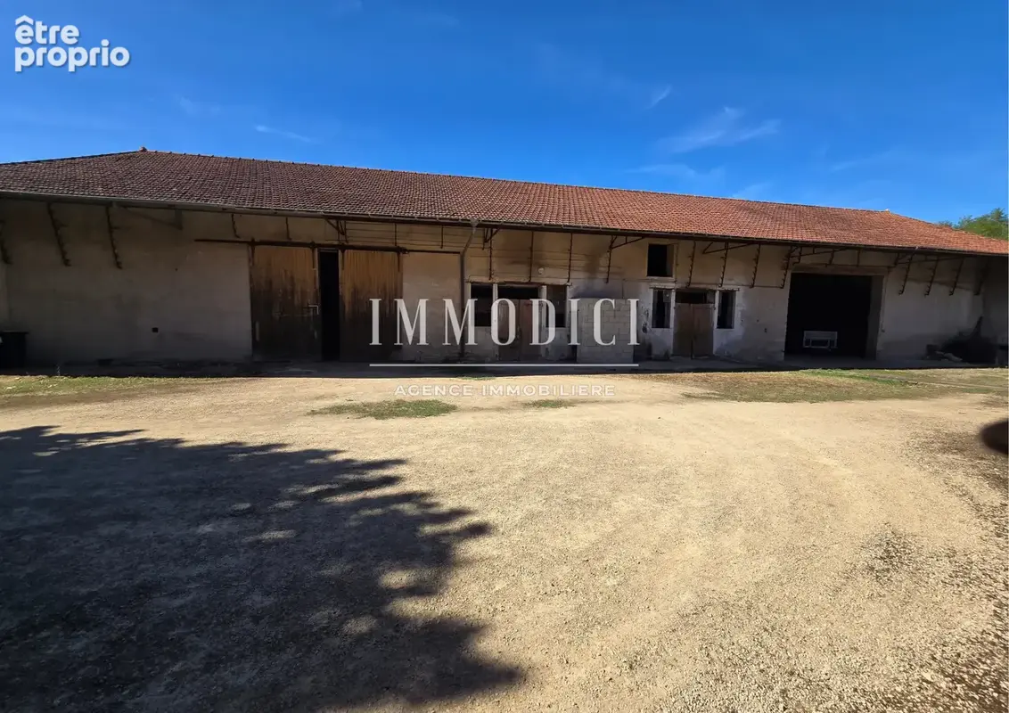 Ancienne ferme avec nombreuses dépendances   134 m2 habitables - photo 22