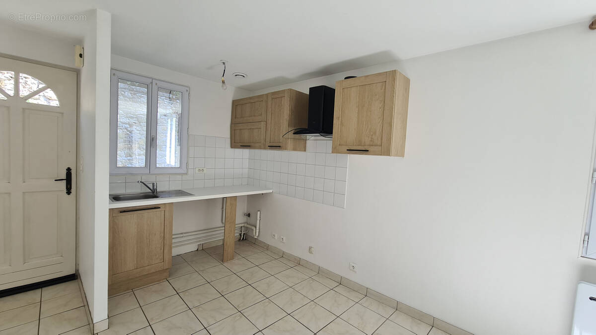 Maison à TERRASSON-LAVILLEDIEU