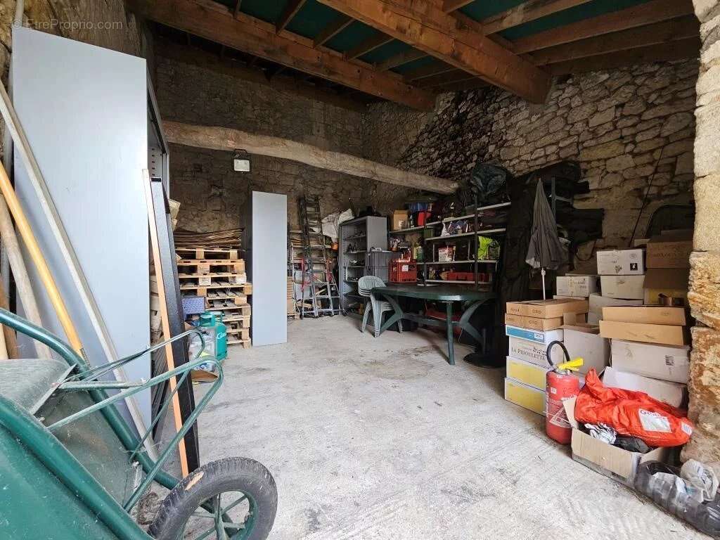 Maison à PRIGNAC-ET-MARCAMPS