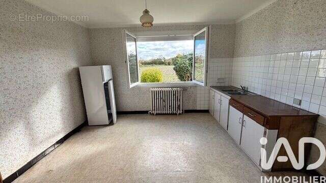 Photo 4 - Maison à LE CLOITRE-PLEYBEN