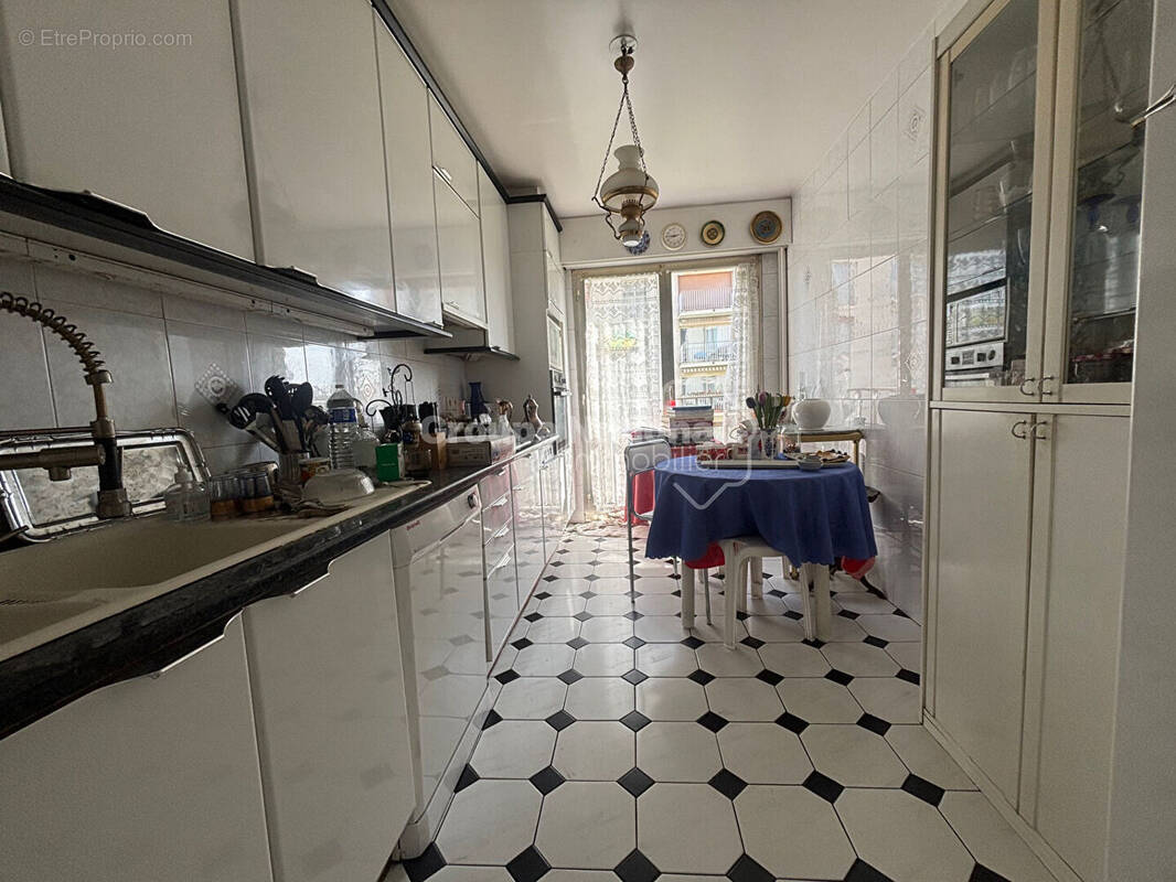 Appartement à VERSAILLES