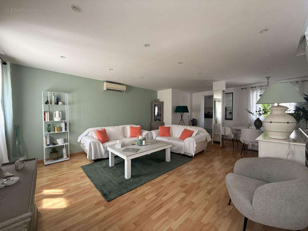 Maison à MARSEILLE-9E