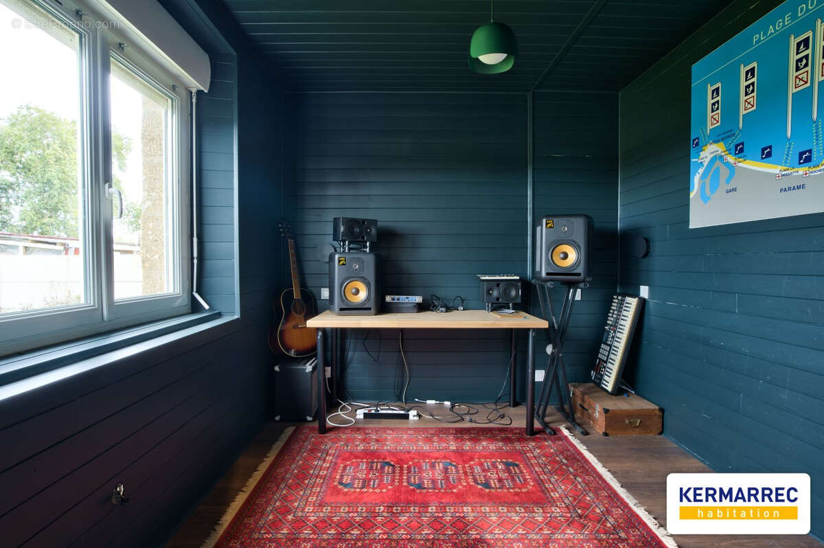 Maison à SAINT-MELOIR-DES-ONDES