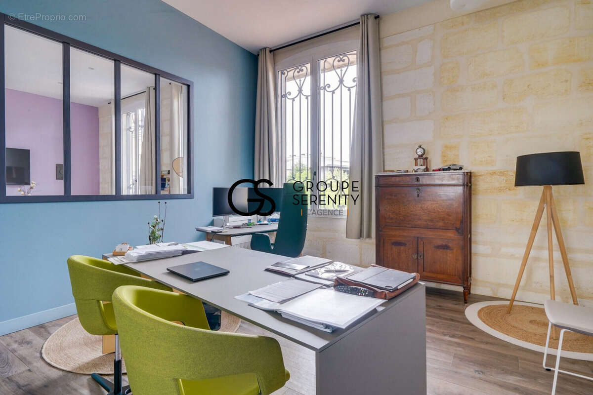 Commerce à LIBOURNE