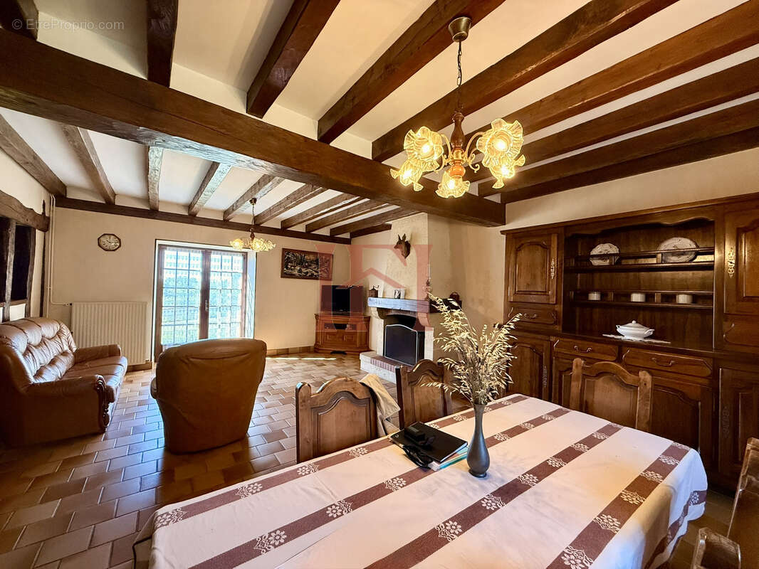 Maison à CLOYES-SUR-LE-LOIR