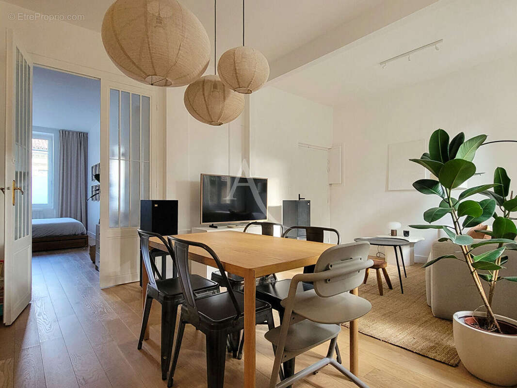 Appartement à BORDEAUX