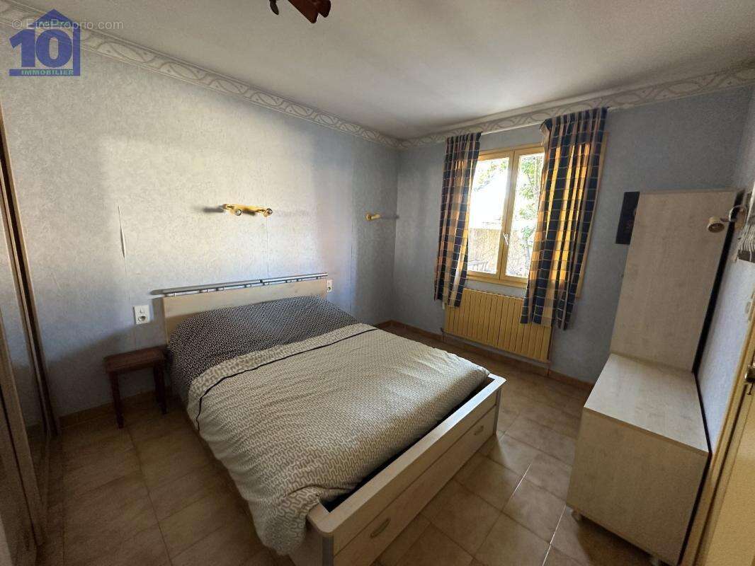 Maison à LIGNAN-SUR-ORB