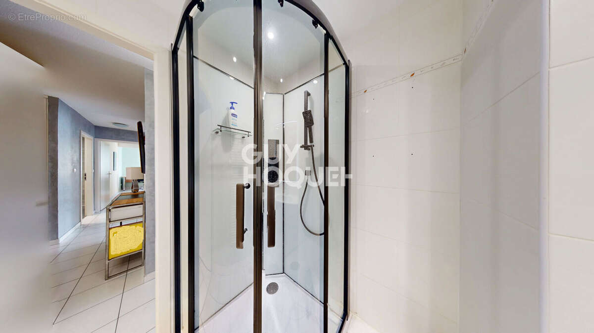 Appartement à SCY-CHAZELLES