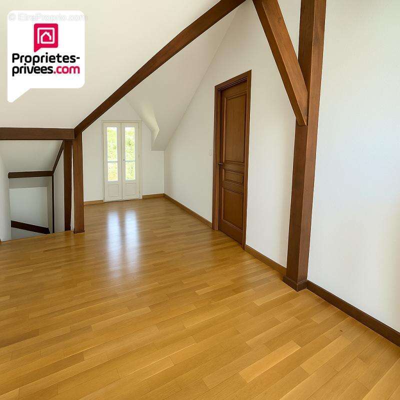 Maison à MONTMORENCY