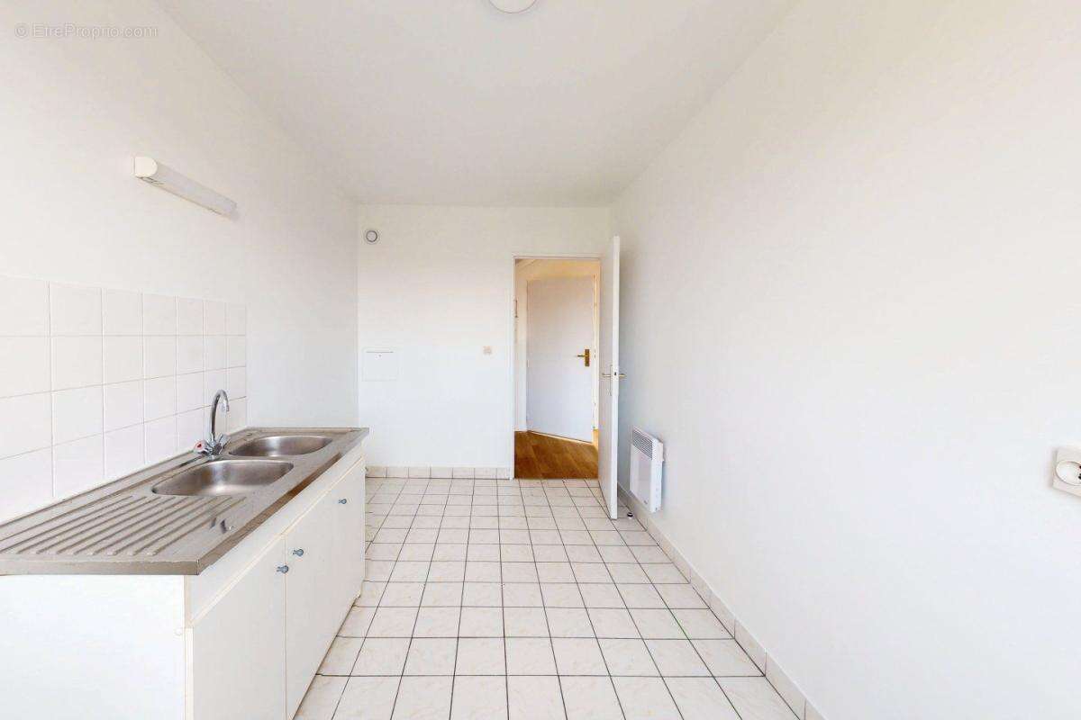 Duplex - 27 rue d’Estienne d’Orves-lot 8 - photo 7