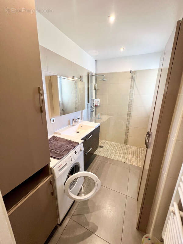 Appartement à LE CANNET
