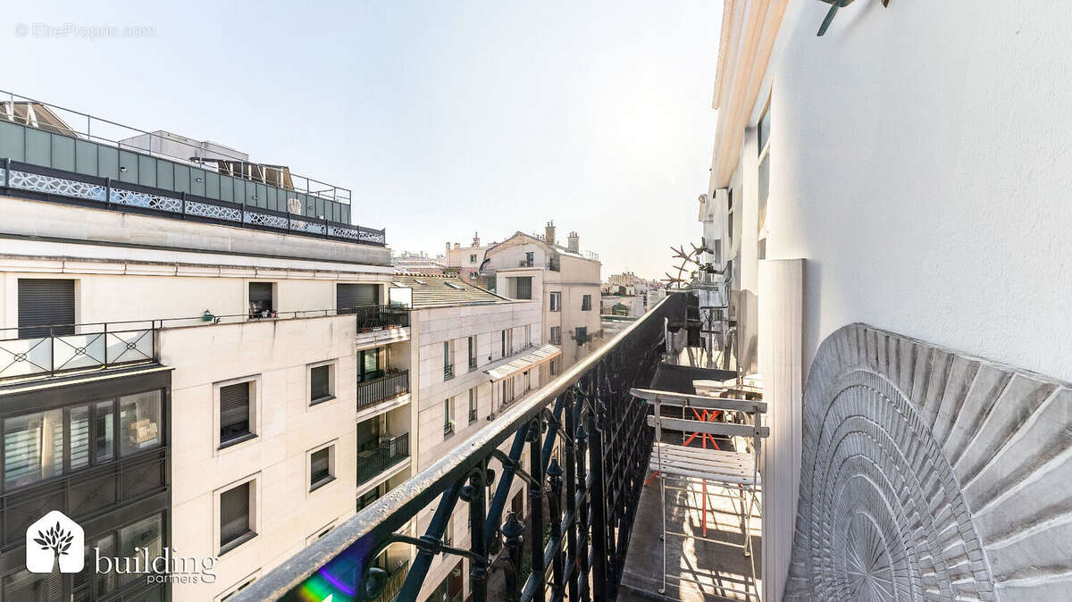 Appartement à LEVALLOIS-PERRET