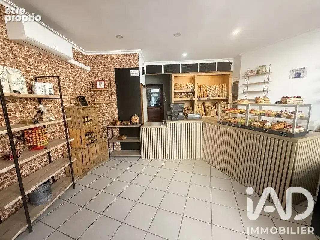 Photo 1 - Commerce à LE TEIL