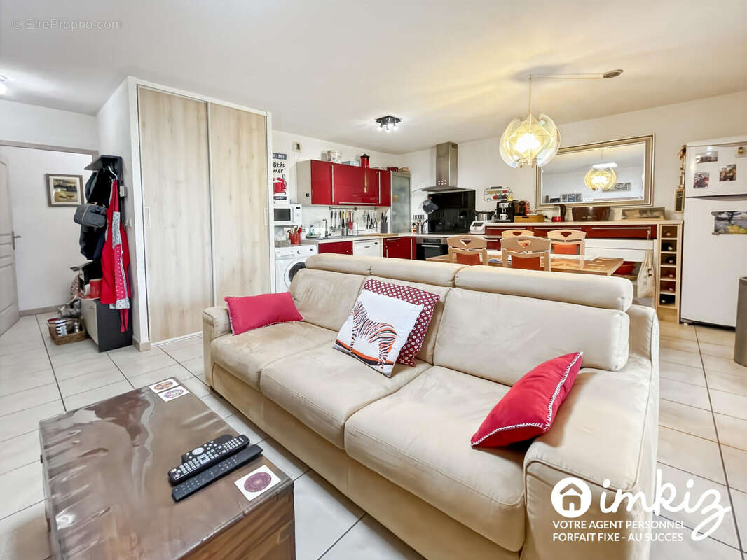 Residence avec piscine - terrasse, jardins  et box - photo 2