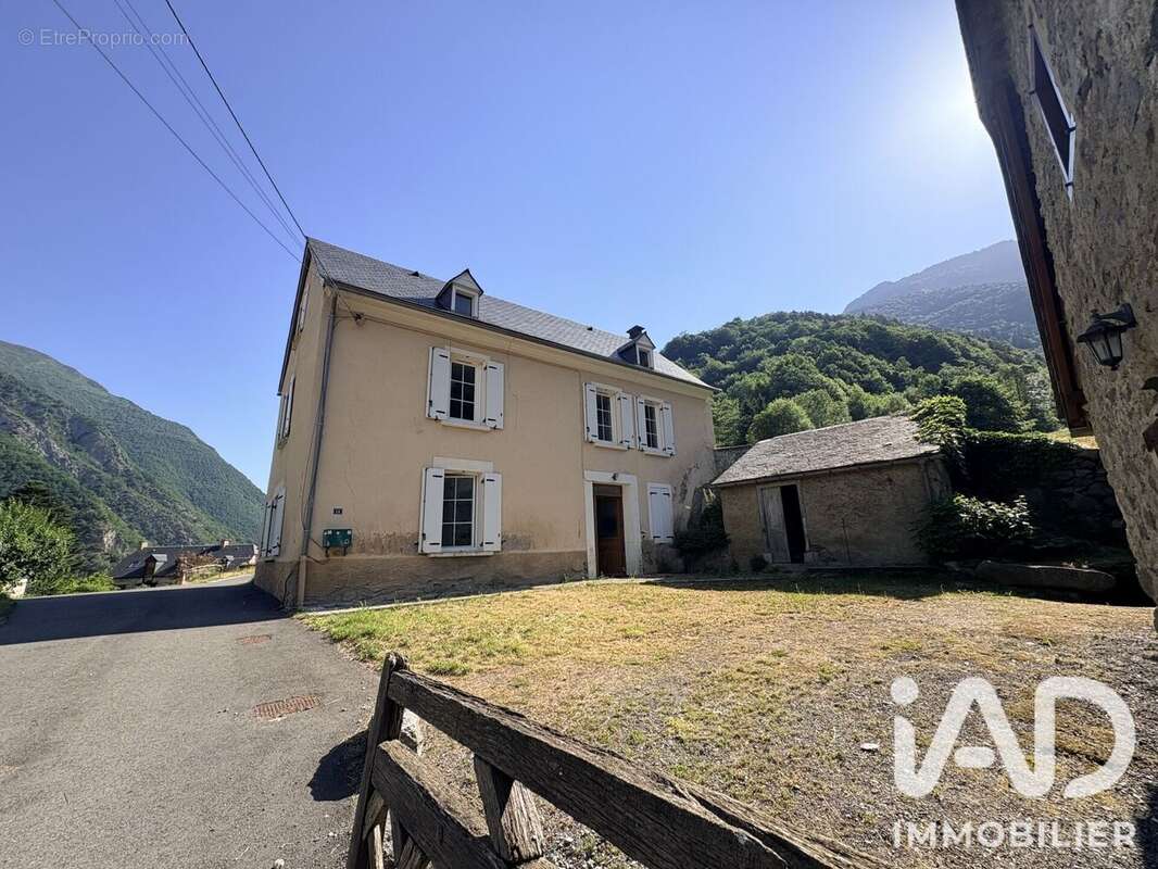 Maison 107 m² à Cauterets  - photo 4