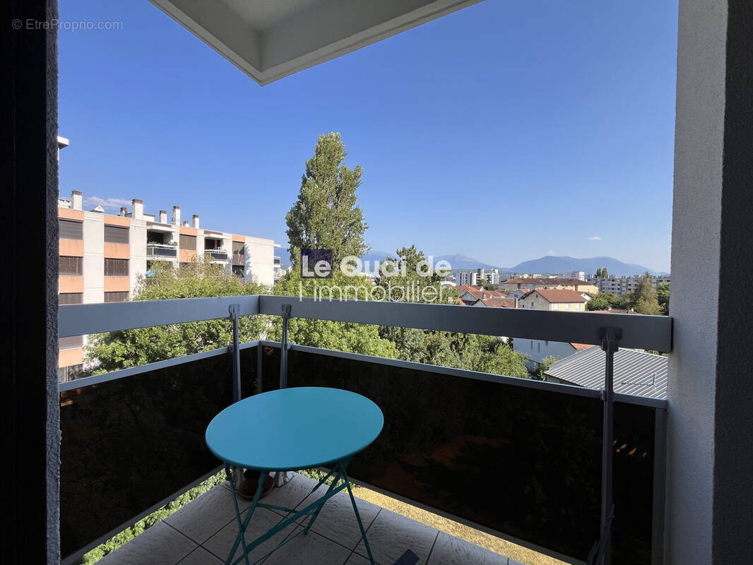Appartement à SEYSSINET-PARISET