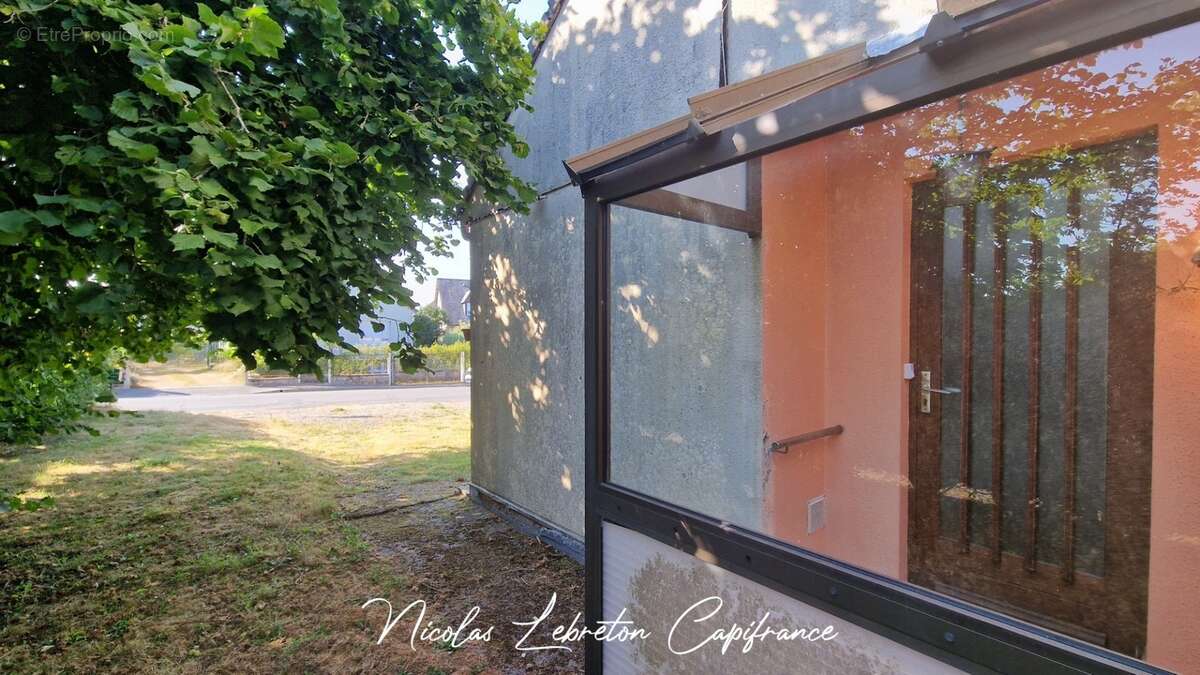 Athis de l'Orne – Pavillon de plain-pied avec sous-sol complet et beau potentiel ! - photo 6