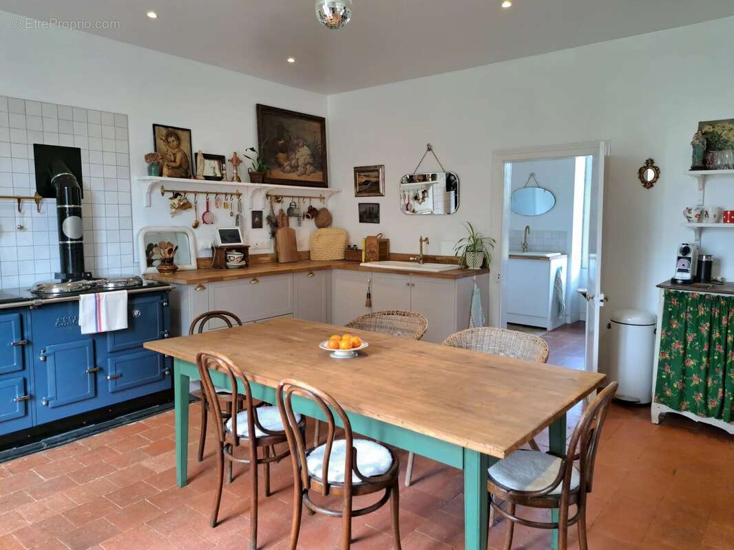 Maison à MONTMORILLON