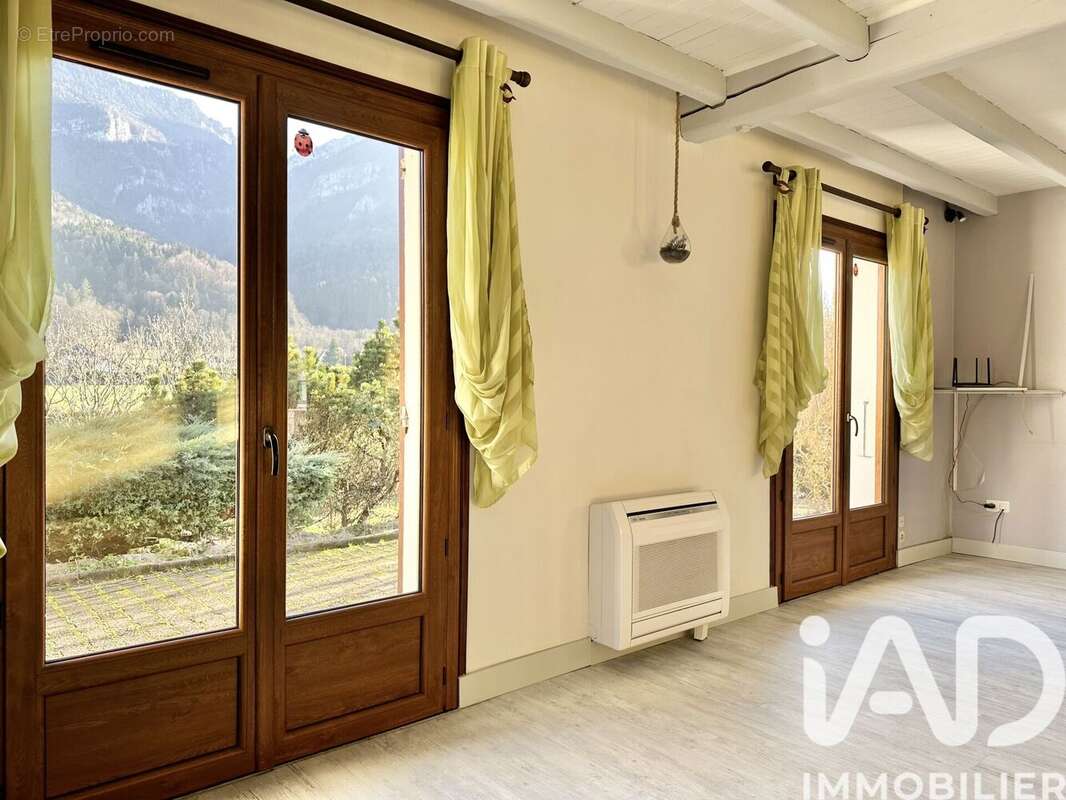 Photo 5 - Maison à SAINT-JOSEPH-DE-RIVIERE