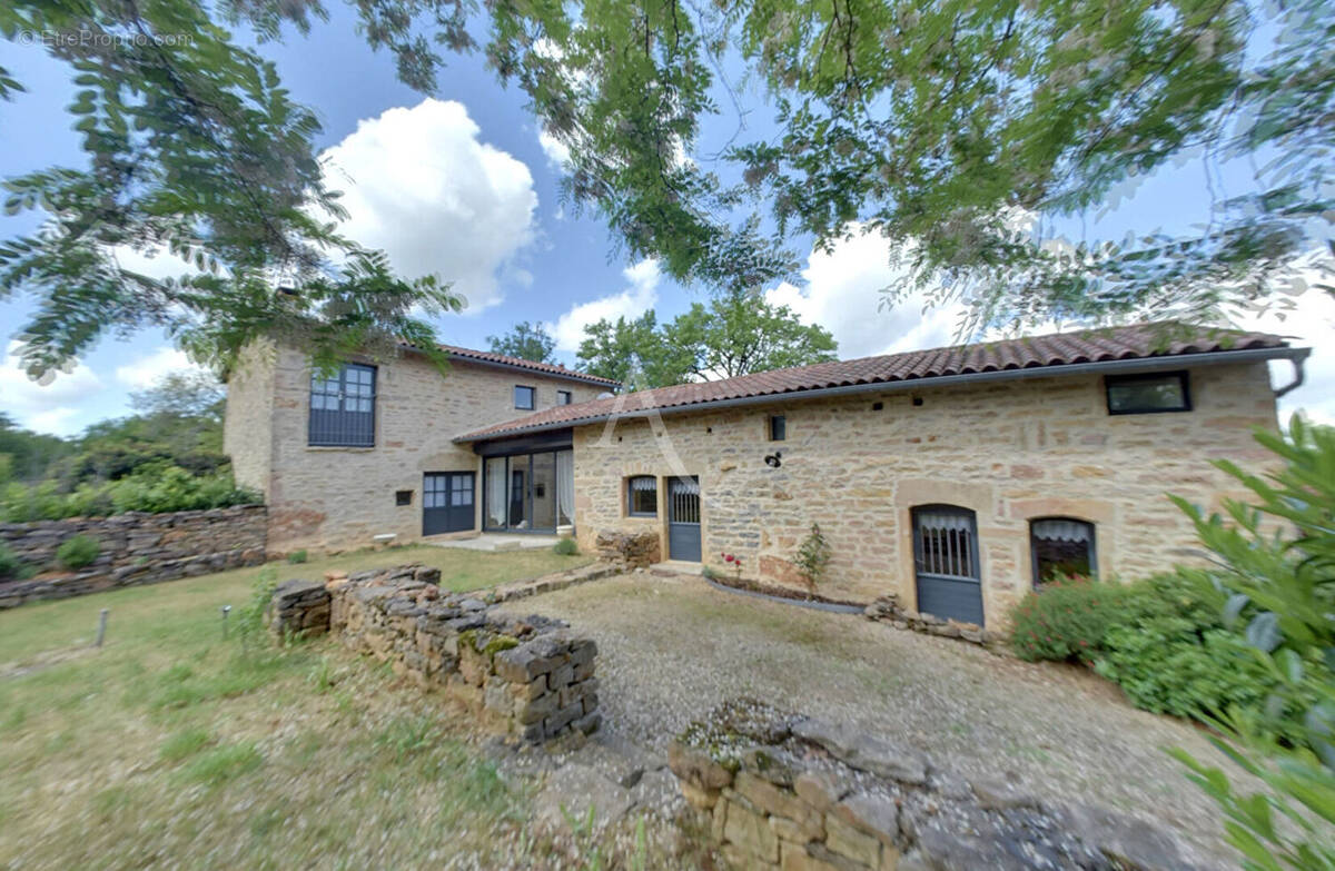 Maison à SAINT-ANTONIN-NOBLE-VAL