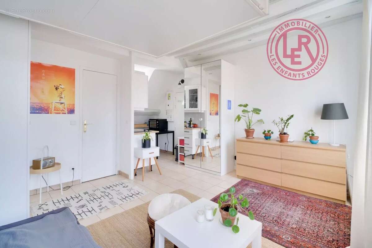 Appartement à PARIS-10E
