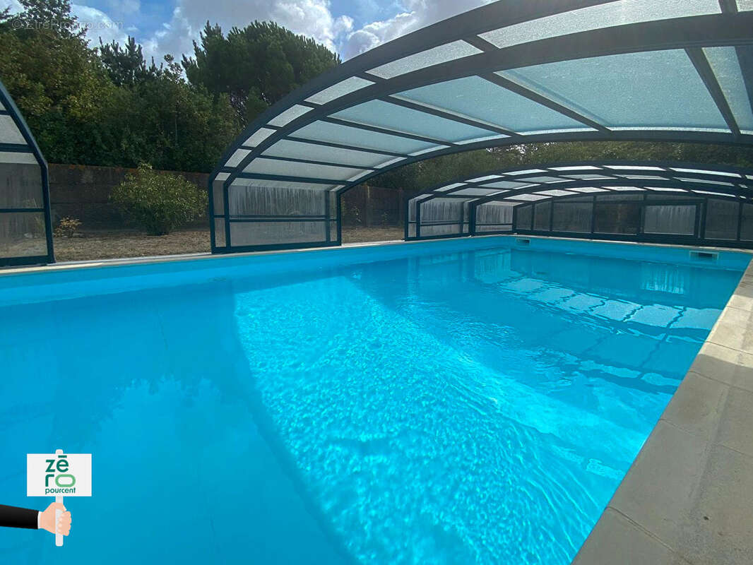 Maison à SAINT-MICHEL-EN-L'HERM