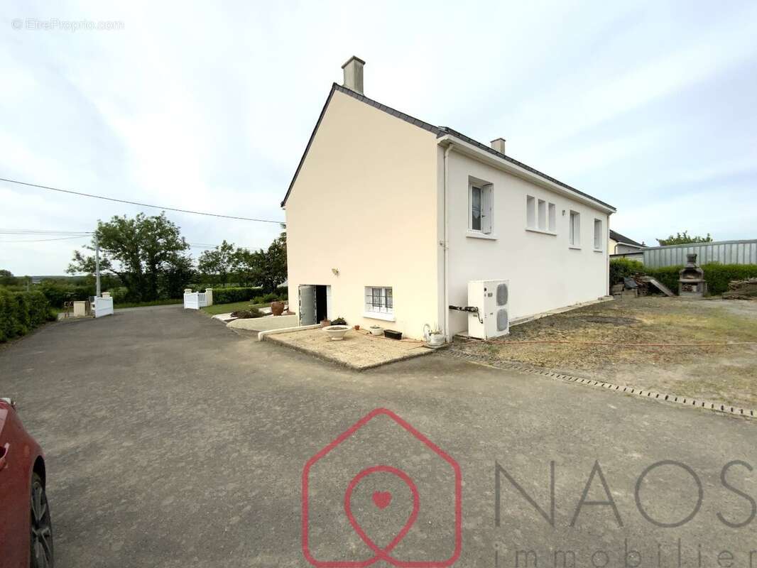 Maison à LIGNE