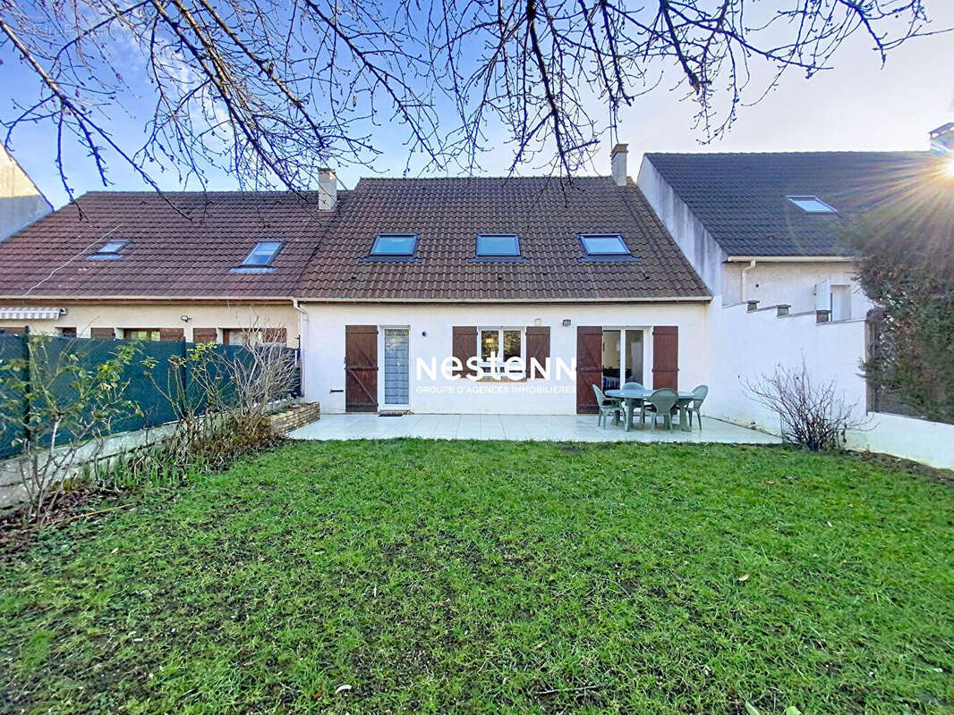 Maison à GARGES-LES-GONESSE