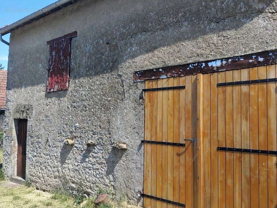 Maison 92 m² à Guipy  - photo 12
