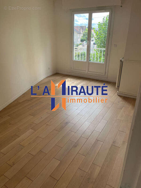 Appartement à MAISONS-LAFFITTE