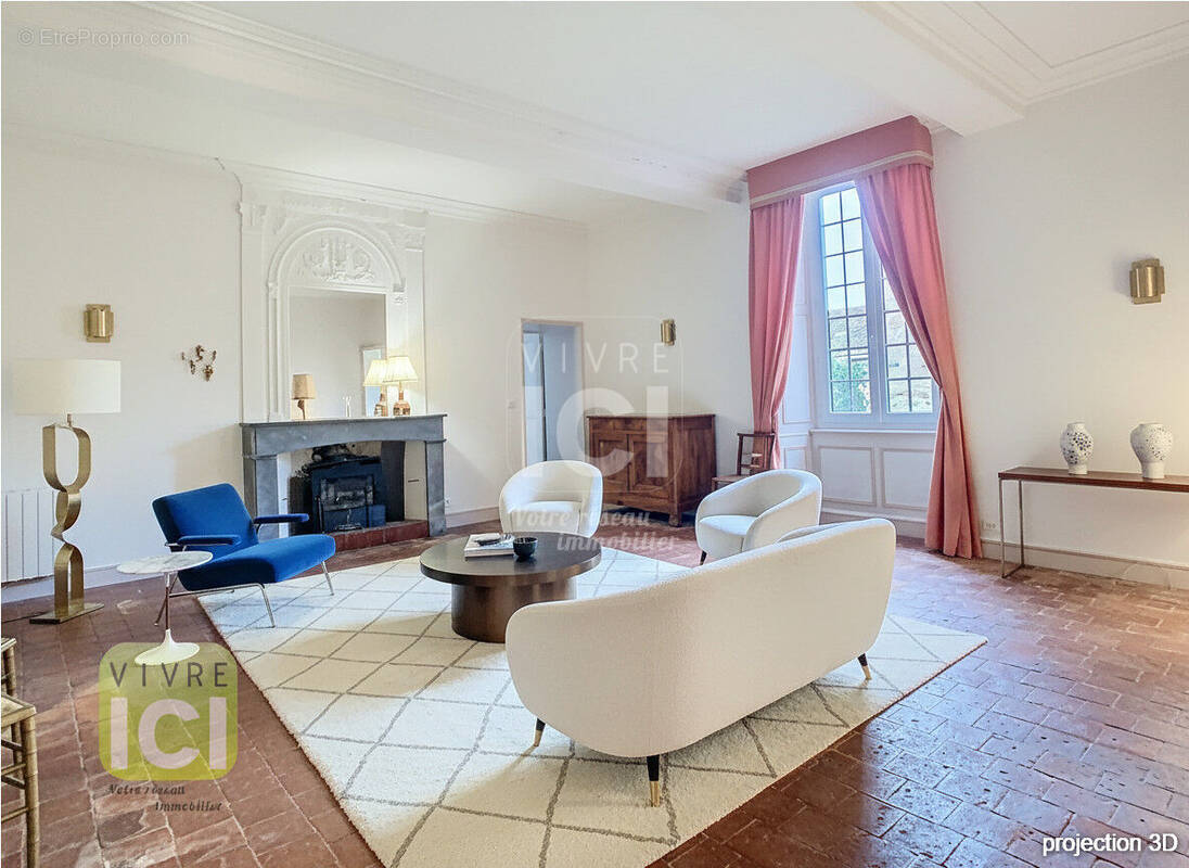 Maison à MORTAGNE-SUR-SEVRE