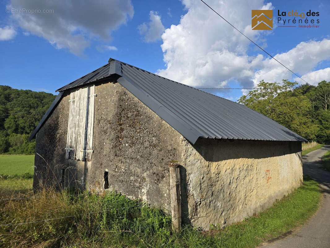 Maison à LOURDES