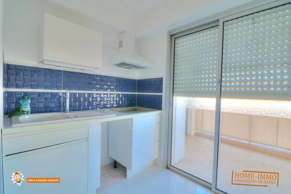 Appartement à SAINT-LAURENT-DU-VAR