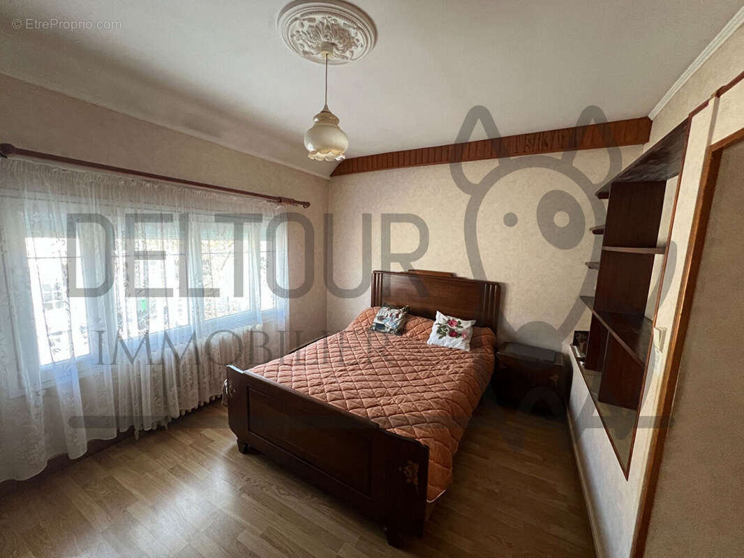 Maison à FAREMOUTIERS