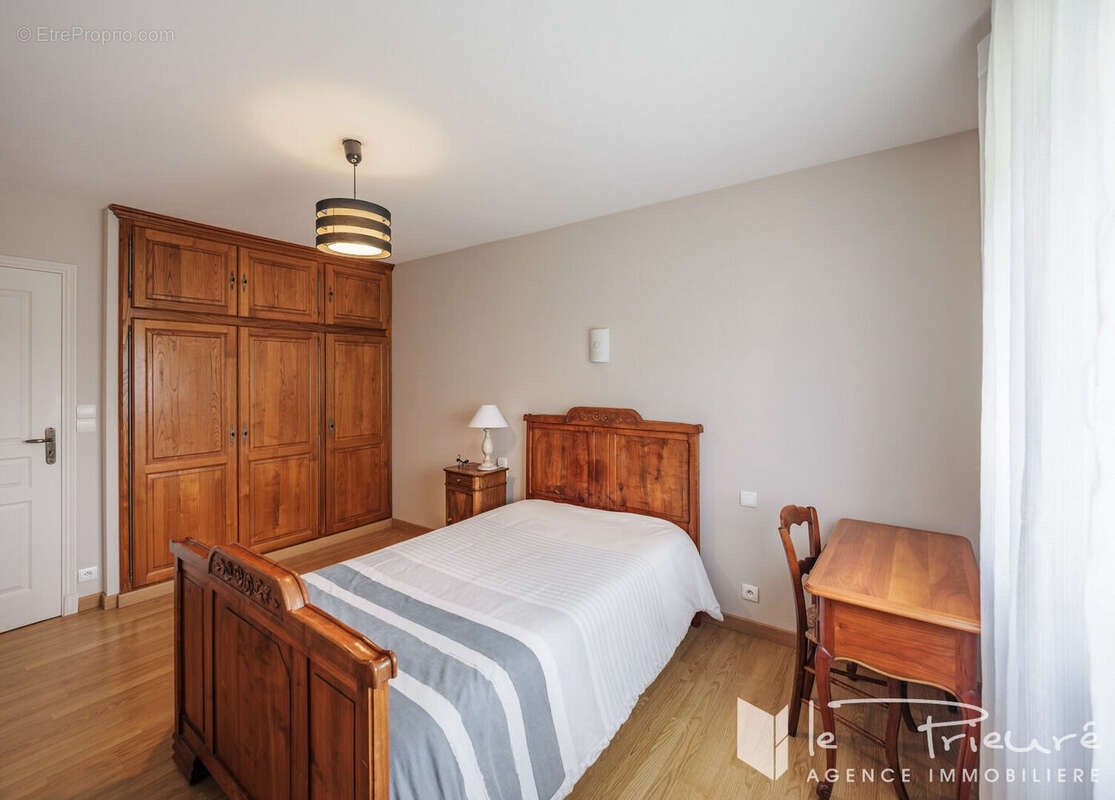 Maison à LESCURE-D'ALBIGEOIS