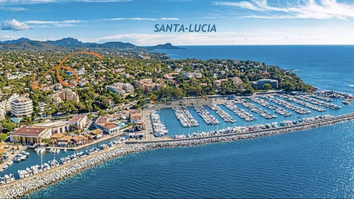 Appartement à SAINT-RAPHAEL