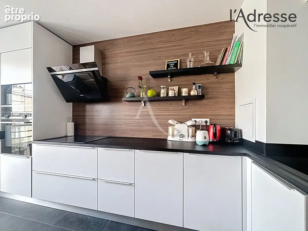 SURESNES/BELVÉDÈRE 3 pièces 66m² cave et parking - photo 3