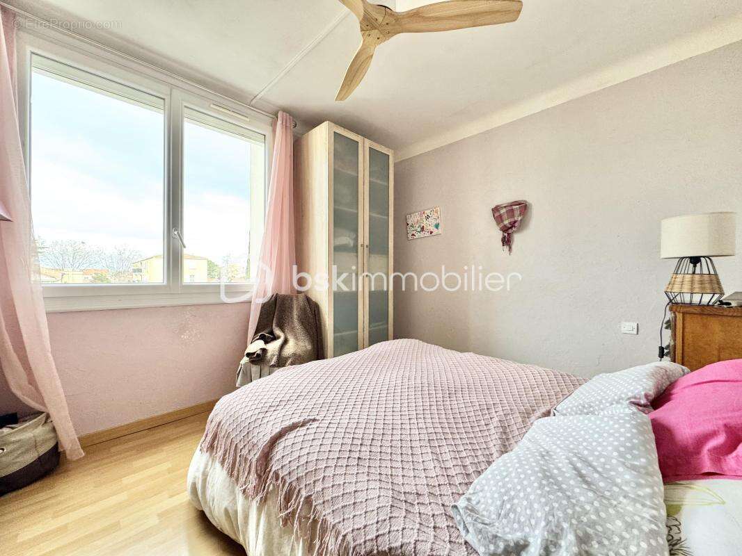 Appartement T3 de 70M2 avec cave et place de parking - photo 7
