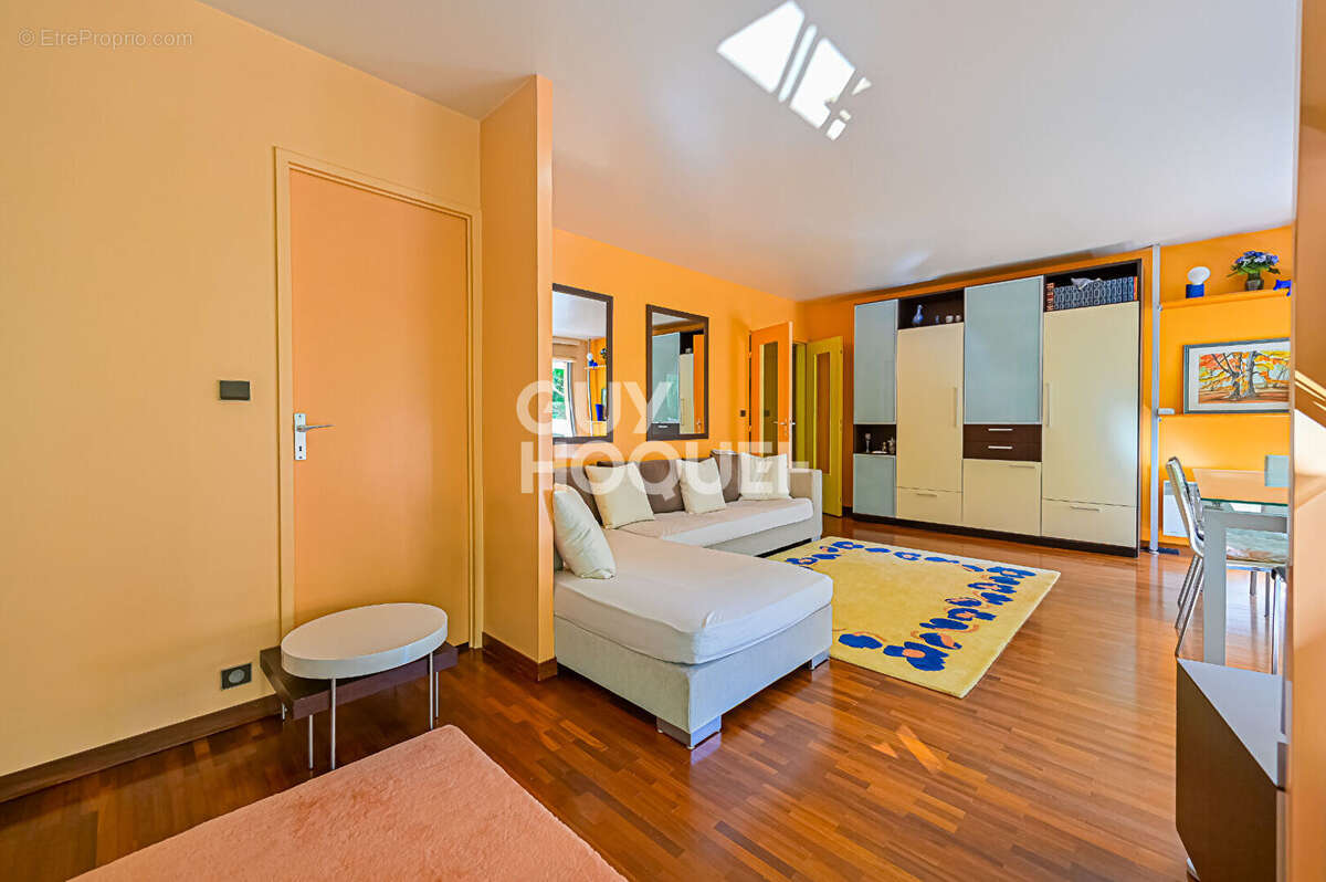 Appartement à PARIS-12E