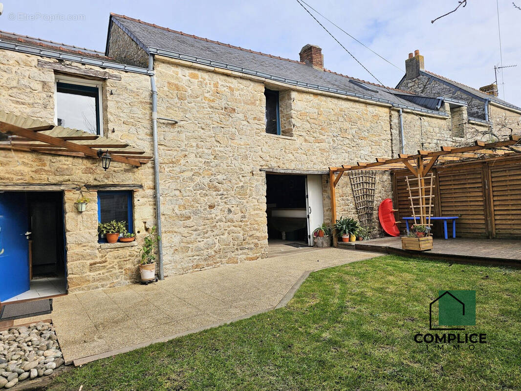 Maison à VIGNEUX-DE-BRETAGNE