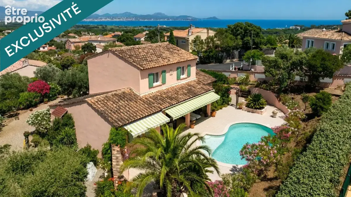 Photo 1 - Maison à FREJUS