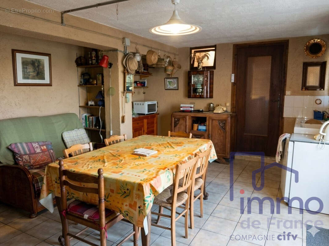 Maison 150 m² à Chaspinhac  - photo 4